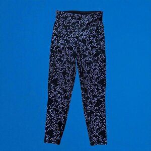 SWEATY BETTY Zero Gravity Blue Triangle Print 7/8 Length Leggings Size XS NEW